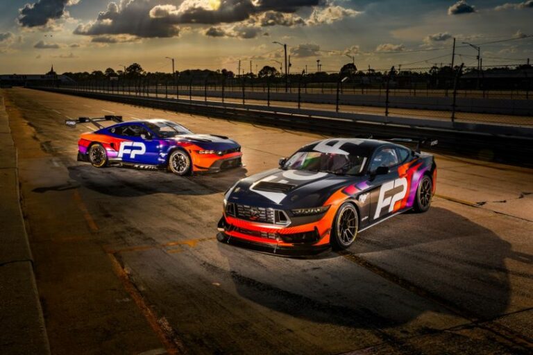Ford svela a Spa la nuova Mustang GT4