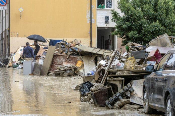 ALLUVIONE EMILIA ROMAGNA - RAVENNATE - Esondazione del fiume Faenza
