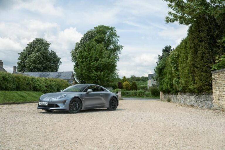 Alpine svela la nuova serie limitata A110 S Enstone Edition
