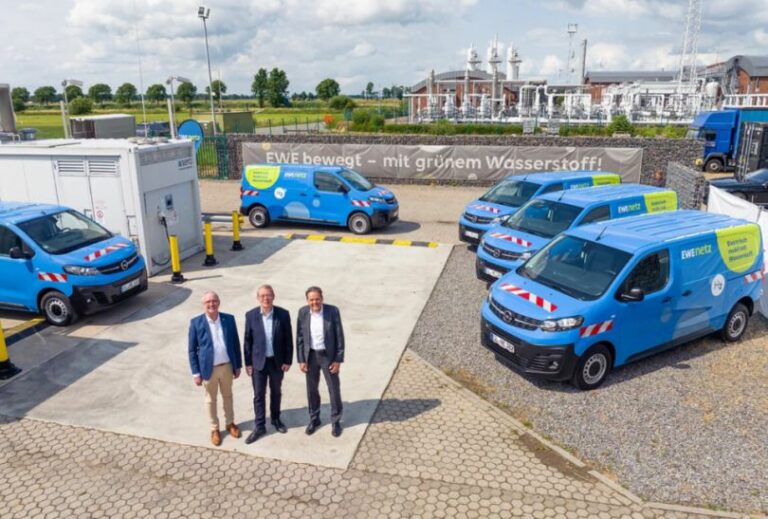 Opel consegna cinque Vivaro-e Hydrogen a Ewe Netz