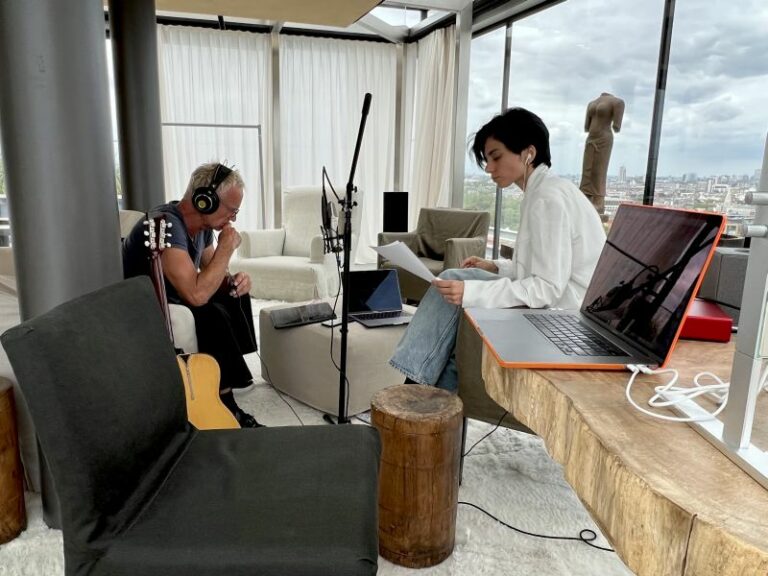 Giordana Angi sul palco con Sting a Roma