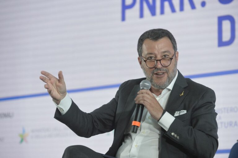Scioperi, Salvini “Appoggio i lavoratori ma sono pronto a intervenire”