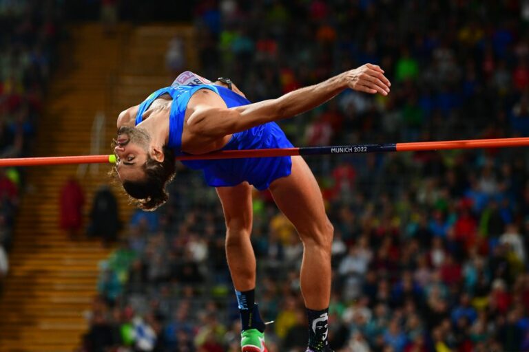 Tamberi vola a 2.34 a Chorzow ma vince Barshim