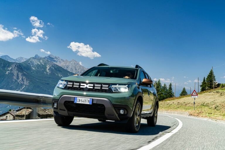 Dacia diventa “Extreme” con il nuovo livello top di allestimento