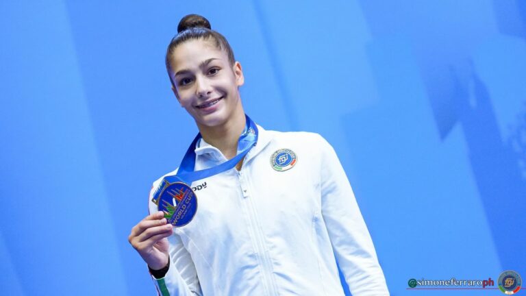 World Cup ritmica a Milano, brillano Farfalle e Sofia Raffaeli