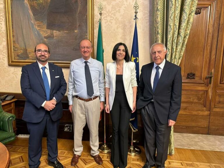 Curvatura biomedica, Princi “Calabria protagonista istruzione”
