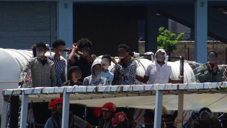 Libia dialoga con Tunisia e Malta per coordinare sforzi su immigrazione