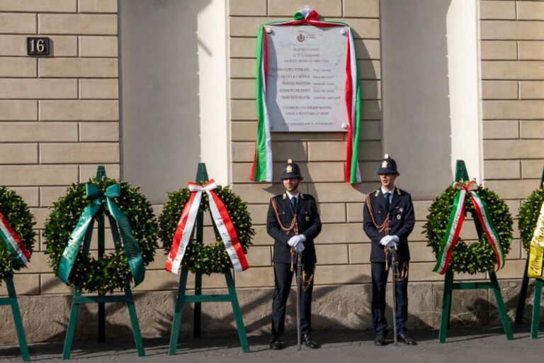 Strage di via Palestro, Milano ricorda le cinque vittime