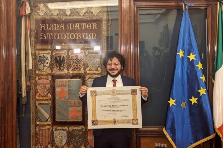 L’Università di Bologna riabbraccia Patrick Zaki