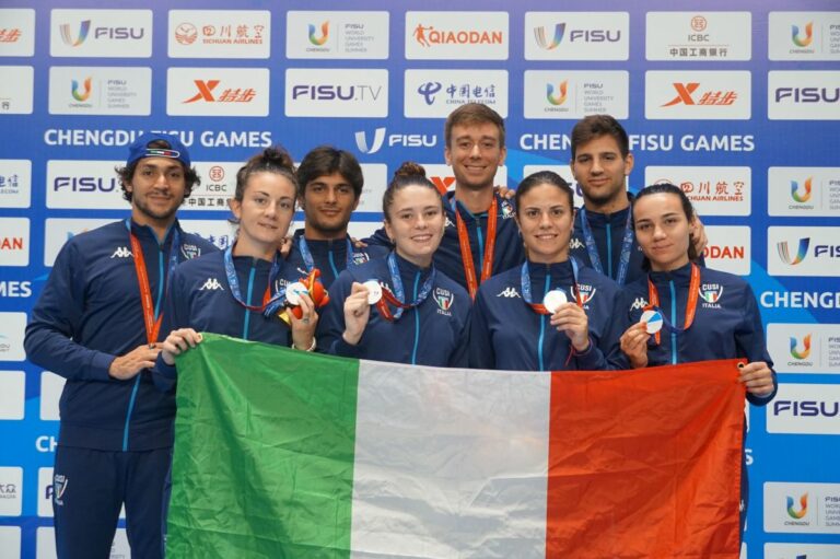 Alle Universiadi fiorettiste d’argento, spadisti di bronzo