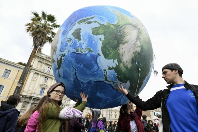 Manifestazione Friday for Future sciopero generale per il clima