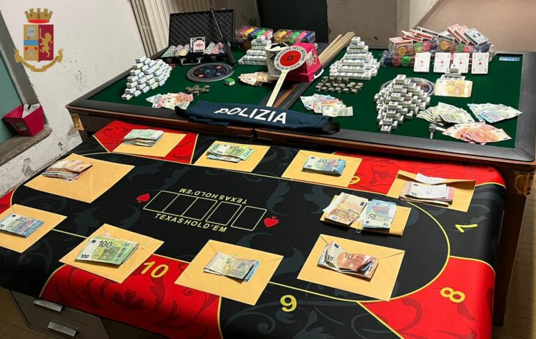 Bisca clandestina e droga, 11 indagati e un arresto a Milano