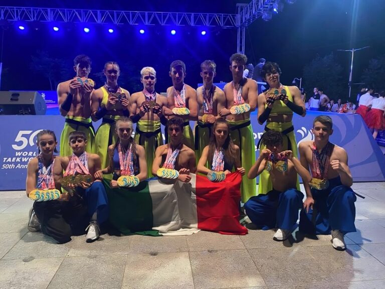 Taekwondo, l’Italia vince Mondiali Beach e Demonstration Team