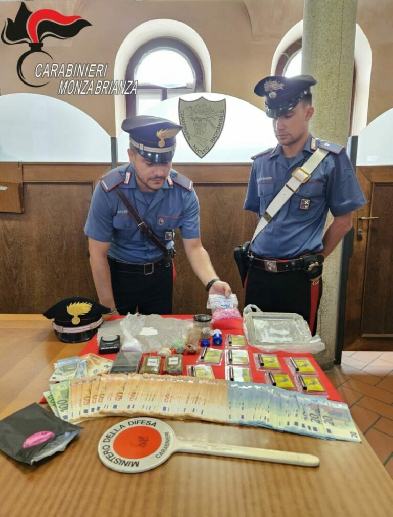 Arcore, blitz dei Carabinieri. Scoperto minimarket della droga