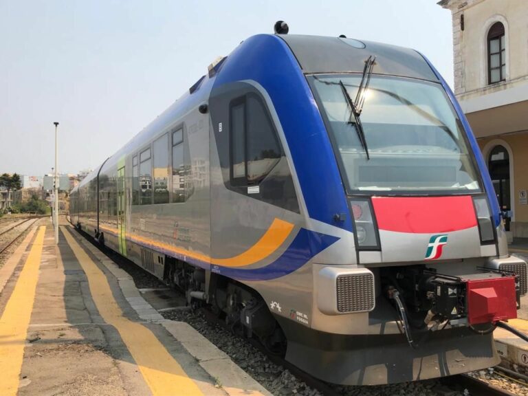 Ferrovie del Sud Est porta alla Notte della Taranta, potenziati trasporti