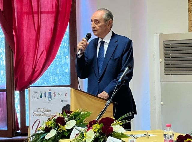 A Emmanuele Emanuele il Premio internazionale Ignazio Silone