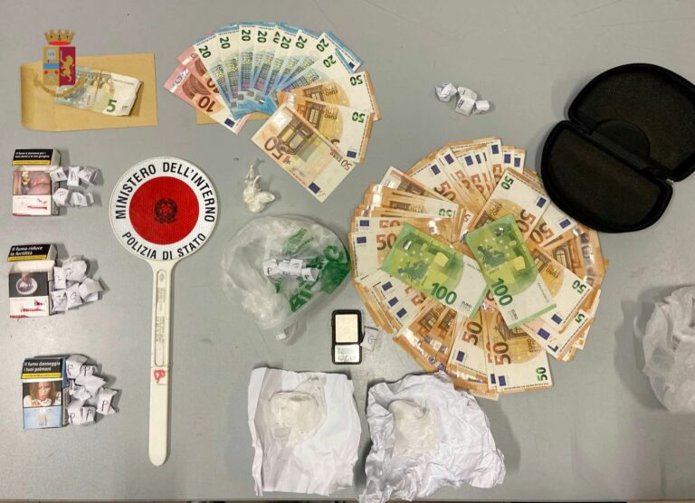 Controlli e arresti della Polizia in corso Buenos Aires a Milano