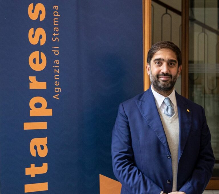 Aci Milano “La città abbraccia i piloti Ferrari in vista Gp Italia”