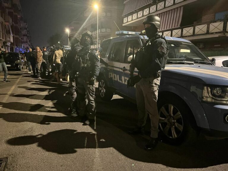 Controlli interforze a Ostia, trovate munizioni e droga