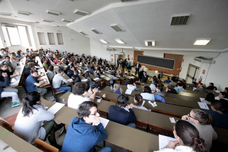 Scienze della formazione primaria, 10.500 posti disponibili