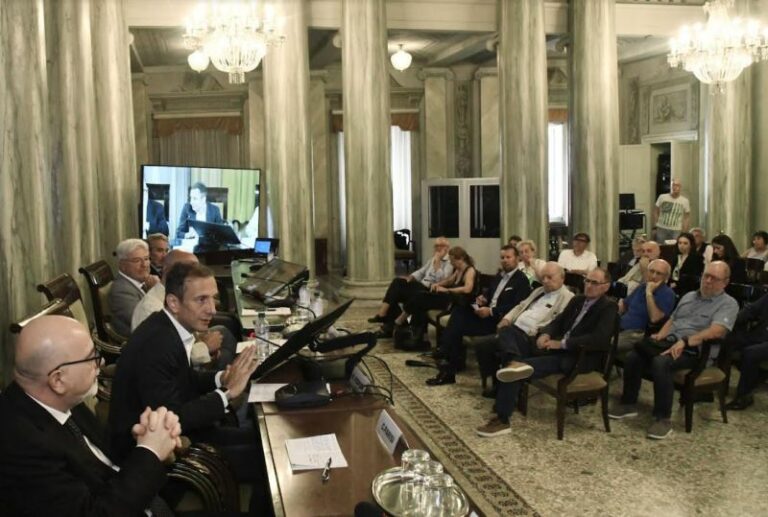 Giornalismo, Fedriga “Tutela professione fondamentale per democrazia”