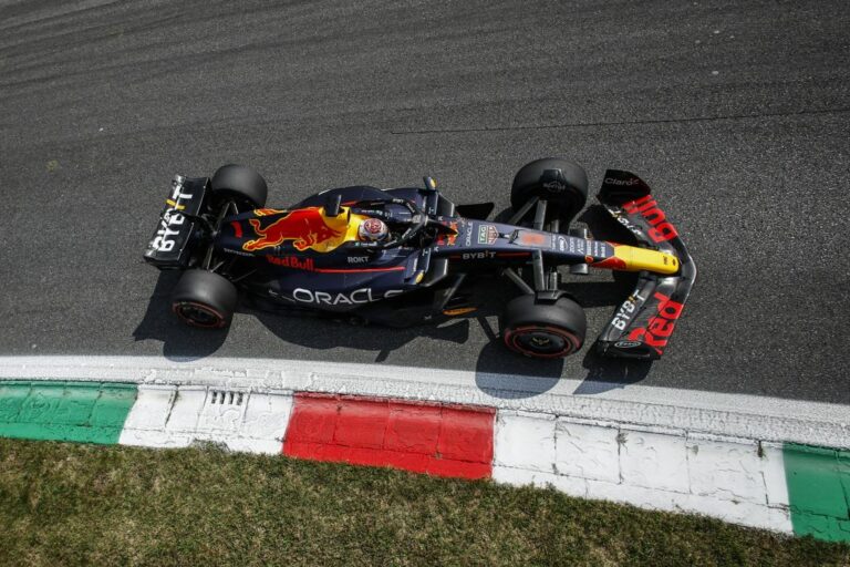 Verstappen vince a Monza la decima, dietro Perez e Sainz
