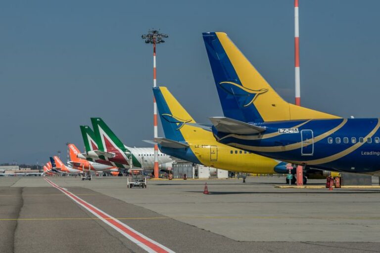 L’Enea avvia linea di ricerca sui carburanti green per aerei