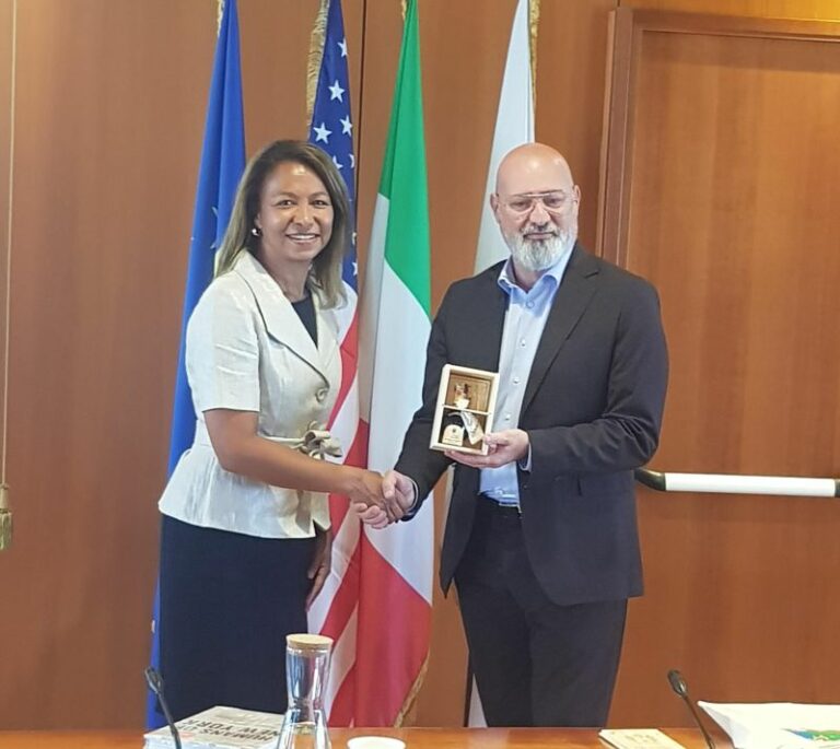 Bonaccini riceve la nuova Console generale degli Stati Uniti a Firenze