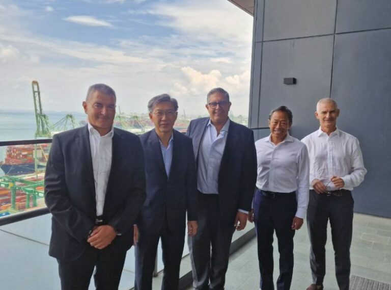 Porti, Toti “Confronto proficuo con big della logistica internazionale”