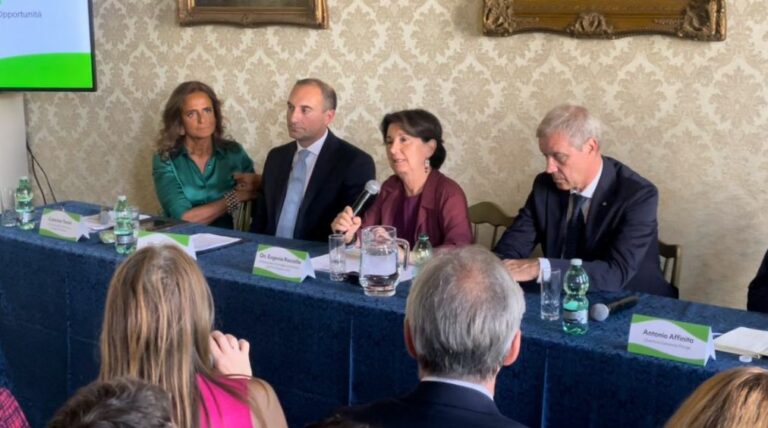 Prénatal lancia “Generazione G” a sostegno della natalità