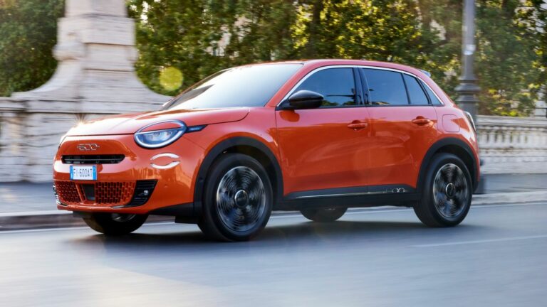 La 600e completa la gamma Fiat, il B-Suv diventa popolare