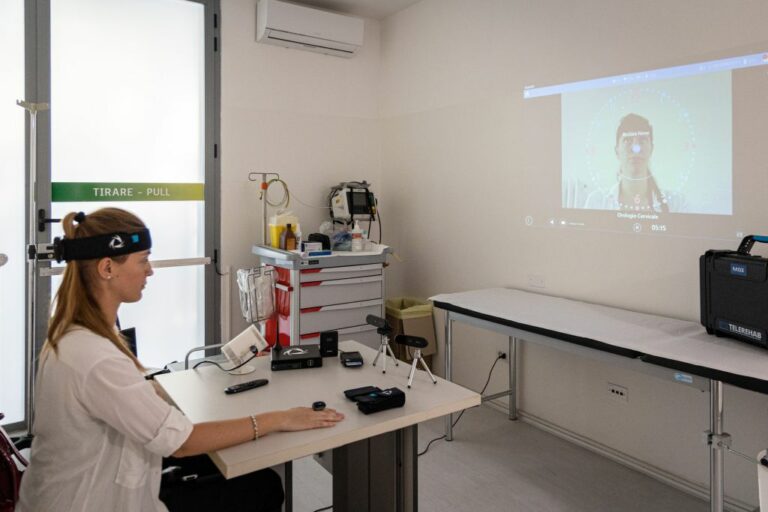 Sanità, la telemedicina in farmacia fa prevenzione sul territorio