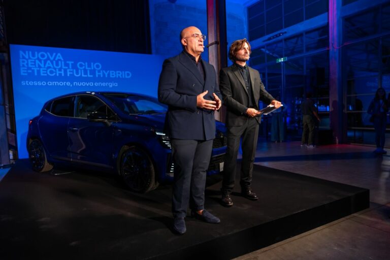 Lancio in streaming per la nuova Renault Clio E-Tech Full Hybrid
