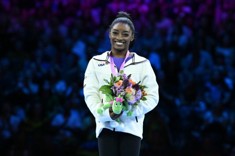 Si chiudono i Mondiali di artistica, è ancora super Biles