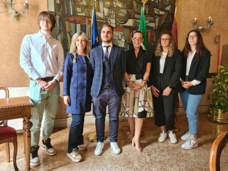 Donazzan incontra delegazione agrario “Sartor” di Castelfranco Veneto