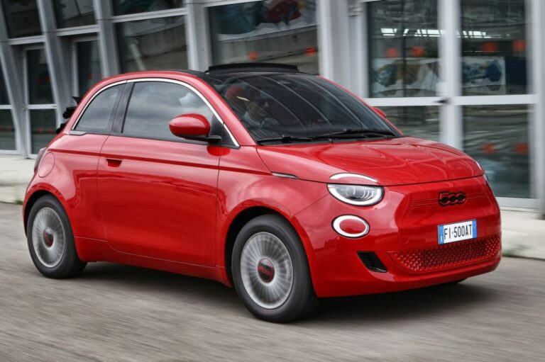 Nuovo servizio di ricarica rapida mobile on demand per Fiat 500