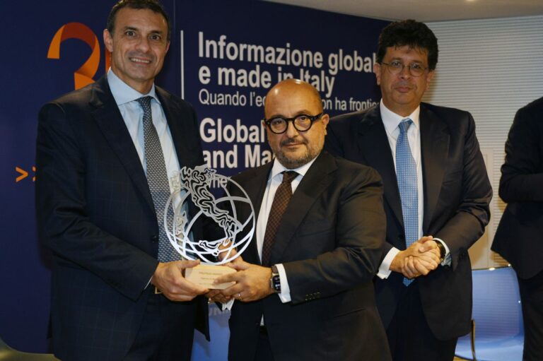 Un pezzo di Sicilia agli Italpress Awards, premiato console Di Michele
