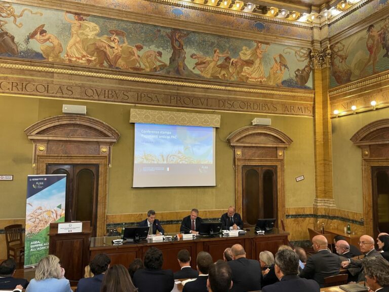 Arrivano 2,4 mld per i pagamenti anticipati della PAC 2023-2027