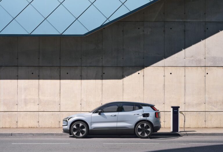 Volvo offre un’offerta più ampia di servizi di ricarica pubblica