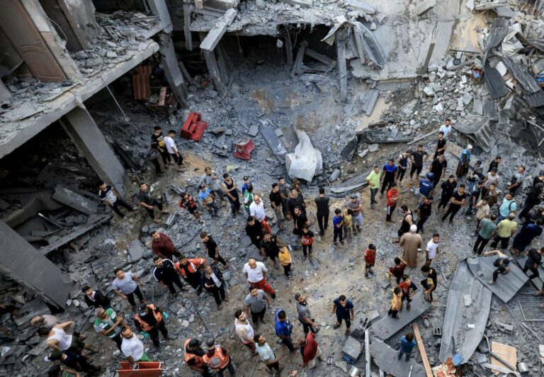 Nuovi raid israeliani su Gaza, 140 morti