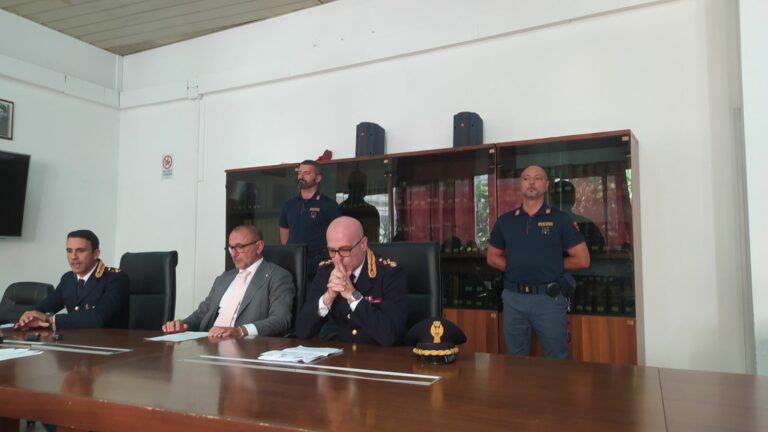 Catania, operazione Catena Spezzata. Rapine, droga ed estorsioni