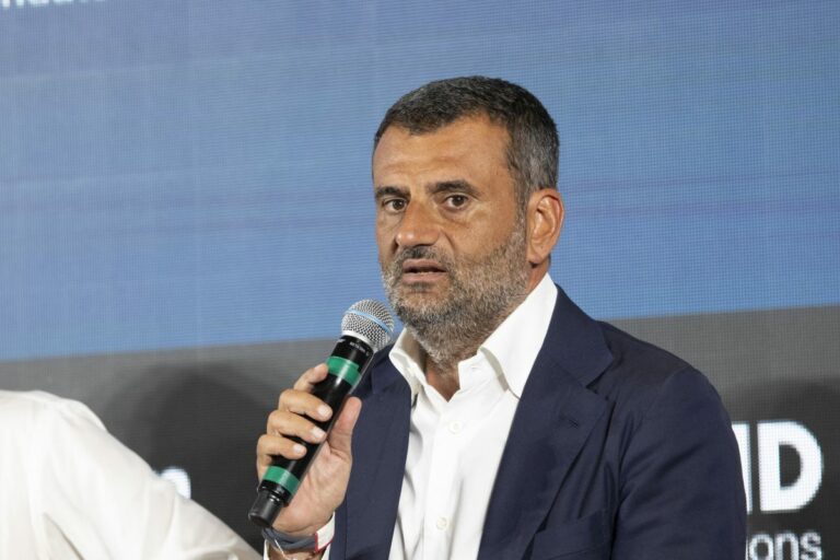 Manovra, Decaro “Nuovi tagli ai Comuni mettono i bilanci a rischio”