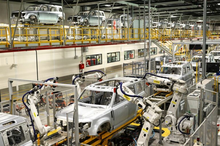 JLR conferma il futuro elettrico dello stabilimento di Nitra