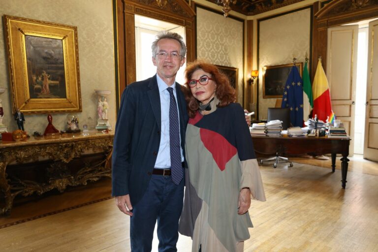Il sindaco di Napoli incontra Ida Di Benedetto “l’Amministrazione le è vicina”