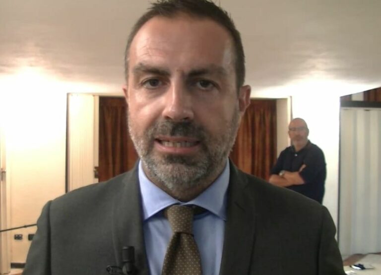 Consiglio riconosce la figura del caregiver, Pais “Legge di civiltà”