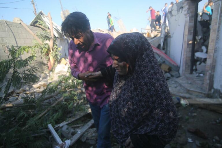 Medio Oriente, aperto valico di Rafah per stranieri e feriti. Usciti da Gaza i primi quattro italiani
