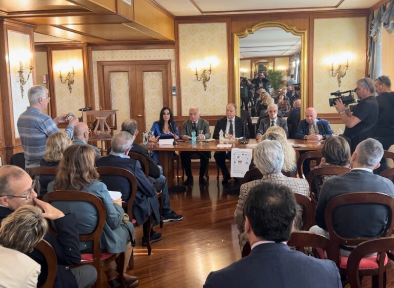Napoli e campani nel mondo, in Consiglio iniziativa per gli emigrati
