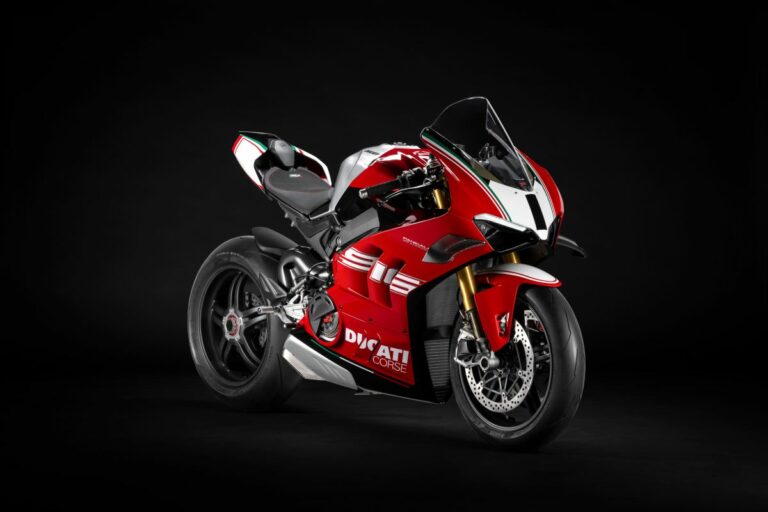 Ducati presenta Panigale V4 SP2 30^ Anniversario 916