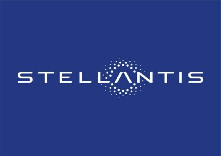 Stellantis rinnova contratti concessionari con piattaforma di InfoCert