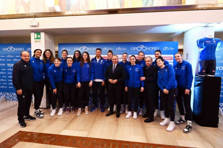 Le azzurre del basket ospiti al “Giro d’Onore”